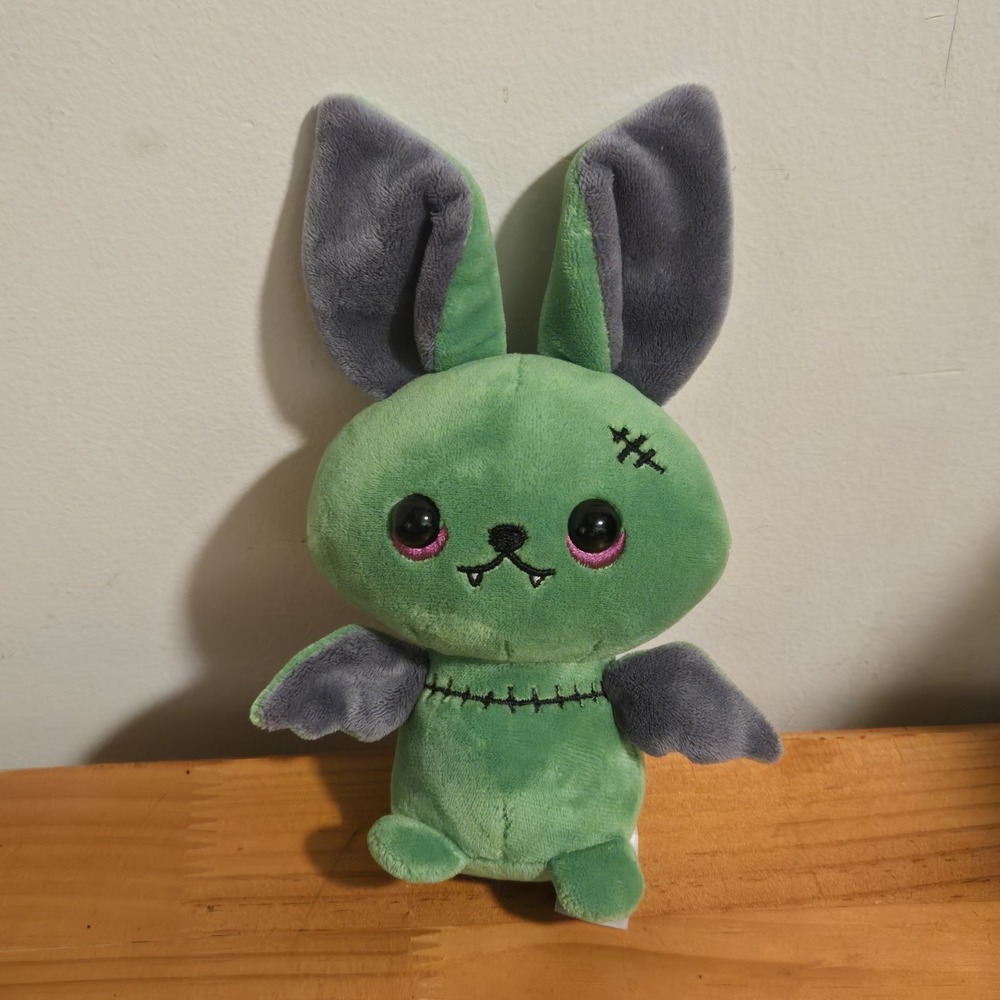 Aurora Zed Zombie Bat Plush 7" Green Halloween Creepy Cute Goth Stuffed Animal